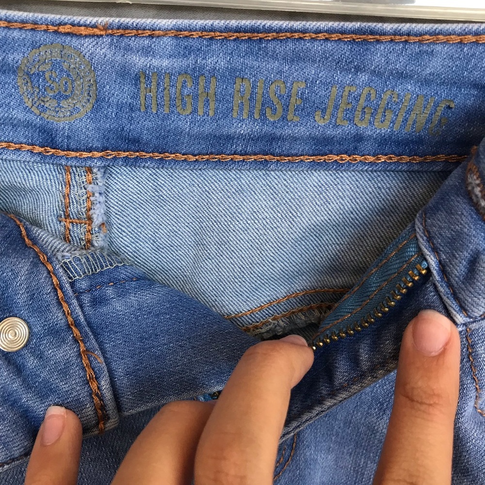 High Rise Blue Jeggings - Picture 3 of 3